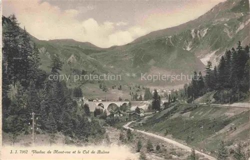 AK / Ansichtskarte Montroc Col de Balme 2204m VS Viaduc-de-Mont-roc Col-de-Balme Viadukt Eisenbahnlinie Tal Berge Wald Kurve