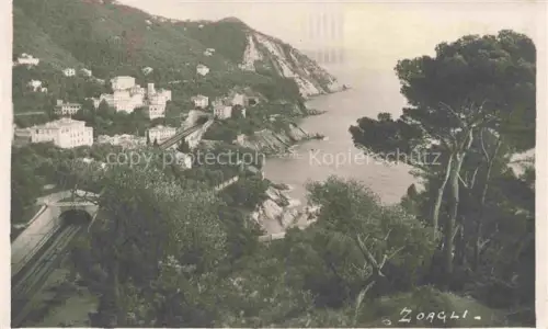 AK / Ansichtskarte Zoagli Genova Genua Liguria IT Riviera Kueste Bucht Meer Villen Huegel Pinien Eisenbahntunnel Felsen