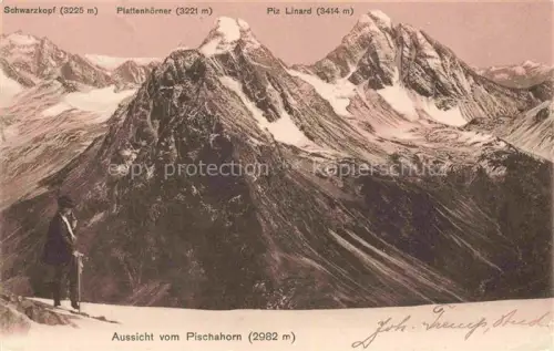 AK / Ansichtskarte Pischahorn Pischahorn Schwarzkopf Plattenhoerner Piz-Linard Bergpanorama Bergsteiger Schnee Graubuenden