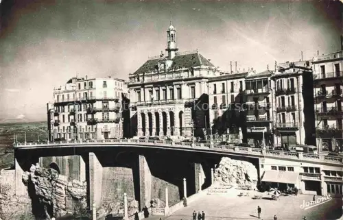 AK / Ansichtskarte CONSTANTINE Algerie La-Mairie Viadukt Rathaus Stadtansicht Bruecke Felsen Kolonialarchitektur Passanten
