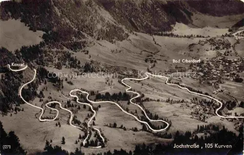 AK / Ansichtskarte Oberjoch Bad Hindelang Bayern Jochstrasse Kurven Fliegeraufnahme Bergtal Bad-Oberdorf Kanzel Wald Wiesen