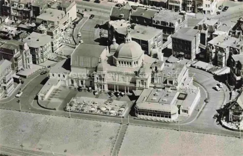 AK / Ansichtskarte SCHEVENINGEN Zuid-Holland NL Seinpost Kurhaus Kuppelgebaeude Fliegeraufnahme Strandpromenade Restaurant-Theater