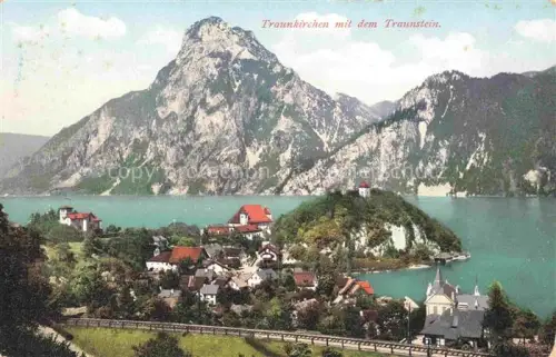 AK / Ansichtskarte Traunkirchen Traunseee Oberoesterreich AT Traunstein Traunsee Halbinsel Kirche Dorf Berge See