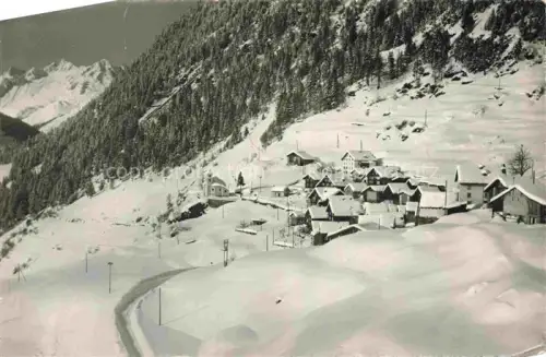 AK / Ansichtskarte Altanca Faido Leventina TI Bergdorf Schnee Winter Alpen Haeuser Wald Strasse Bergtal Leventina