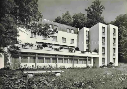 AK / Ansichtskarte LUZERN  LU Ritaheim Seeburgstrasse Kurhaus Garten Wald Modernarchitektur Flachbau