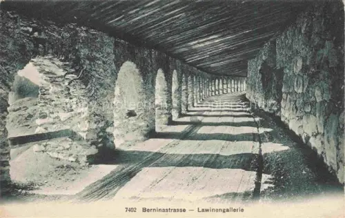 AK / Ansichtskarte Bernina 2323m Pontresina GR Berninastrasse Lawinengallerie Steinbogen Galerie Strasse Innenbauwerk