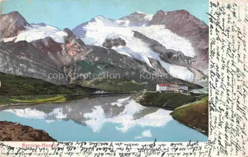 AK / Ansichtskarte Ospizio Bernina GR Bernina-Hospiz See Gletscher Berge Spiegelung Hospizgebaeude Handkoloriert