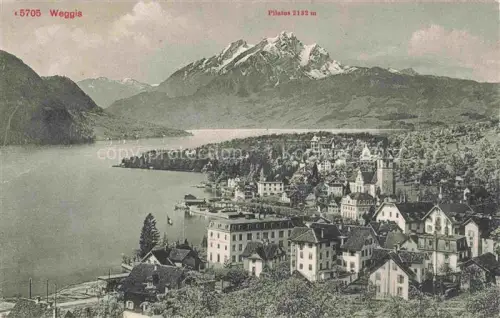 AK / Ansichtskarte Weggis Vierwaldstaettersee LU Pilatus Vierwaldstaettersee Panorama Seeufer Dorf Hotels Berge
