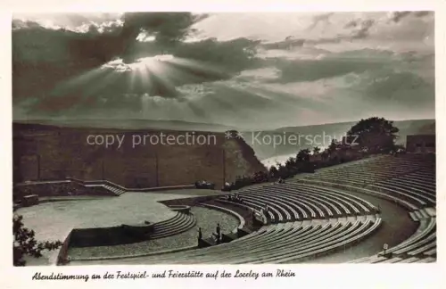 AK / Ansichtskarte Loreley Lorelei Sankt Goarshausen Rheinland-Pfalz Loreley Freilichtbuehne Festspielstaette Rhein Abendstimmung Amphitheater Sonnenstrahlen