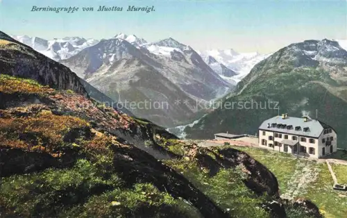 AK / Ansichtskarte Muottas Muragl Muottas Murail 2453m GR Berninagruppe Berghotel Alpen Gletscher Felsen Gebirge Tal