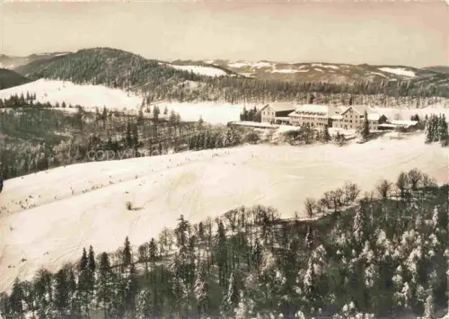 AK / Ansichtskarte Weissenstein 1300m SO Kurhaus-Weissenstein Skigebiet Winter Schnee Wald Huegel Hotel