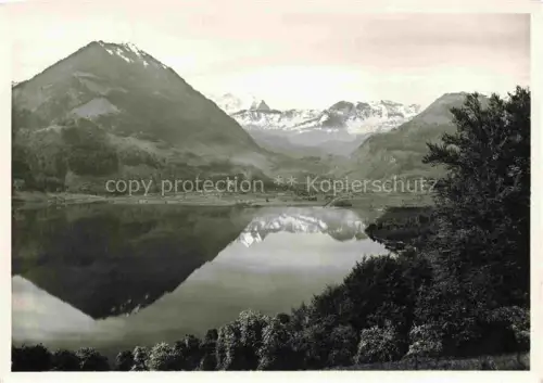 AK / Ansichtskarte Sarnen Obwalden OW Sarnersee Morgenstille Spiegelung Berge Schnee Wald Kuranstalt-Friedenfels
