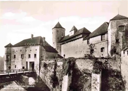 AK / Ansichtskarte Marienberg Burghausen Bayern Burg Burgturm Burgmauer Bruecke Innenhof Burgtor