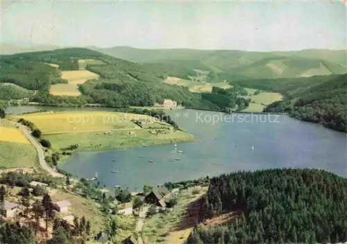 AK / Ansichtskarte Listertalsperre Sauerland Attendorn NRW Listertalsperre Sauerland Stausee Fliegeraufnahme Segelboote Waelder Felder Ort