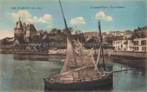 AK / Ansichtskarte PORNIC 44 Loire-Atlantique Avant-Port Château Segelboot Hafen Kueste Wohnhaeuser Baeume
