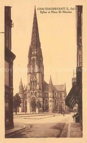 AK / Ansichtskarte Chateaubriant 44 Loire-Atlantique Eglise-St-Nicolas Place-St-Nicolas Kirchturm Kirche Strassenszene Passanten