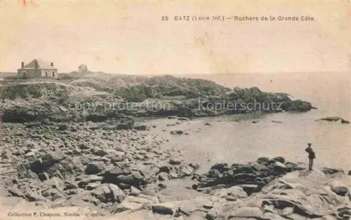 AK / Ansichtskarte Batz-sur-Mer Saint-Nazaire 44 Loire-Atlantique Rochers-de-la-Grande-Côte Kueste Felsen Meer Haus Mann