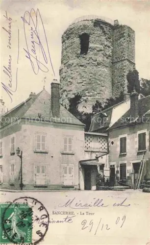 AK / Ansichtskarte Sancerre Bourges 18 Cher La-Tour Rundturm Ruine Mauerwerk Wohnhaeuser Gasse Strassenszene