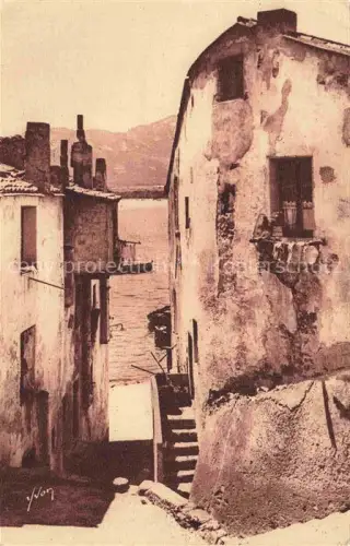 AK / Ansichtskarte Calvi 2B Haute-Corse Vieilles-Maisons Port Gasse alte-Haeuser Meer Treppe Berge Fischerboot