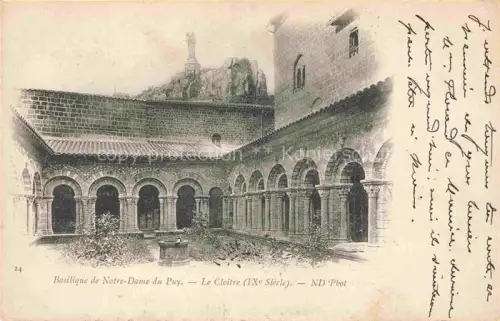 AK / Ansichtskarte Le Puy-en-Velay 43 Haute-Loire Basilique-Notre-Dame Cloître Arkaden Saeulen Innenhof Felsen Statue Kirchturm