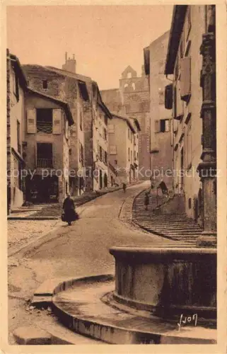 AK / Ansichtskarte Le Puy-en-Velay 43 Haute-Loire Rue-des-Tables Kathedrale Gasse Brunnen Kopfsteinpflaster Altstadt Passanten