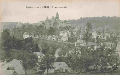 AK / Ansichtskarte Uzerche Tulle 19 Correze Kirche Château Altstadt Huegel Haeuser Baeume Wald Schornsteinrauch