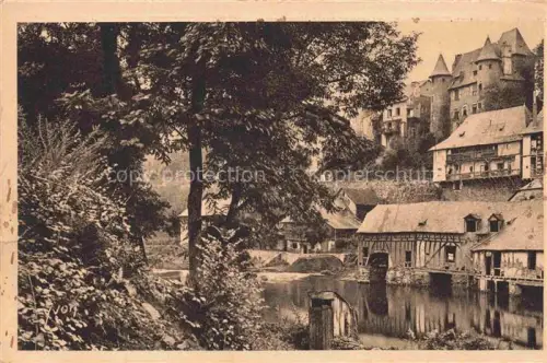 AK / Ansichtskarte Uzerche Tulle 19 Correze Vézère Schloss Burg Wassermuehle Fachwerk Baeume Fluss mittelalterlich