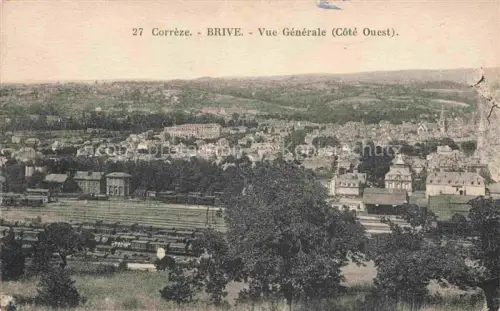 AK / Ansichtskarte BRIVE -LA-GAILLARDE 19 Correze Stadtpanorama Eisenbahn Gleise Altstadt Kirche Huegel Baeume Côté-Ouest