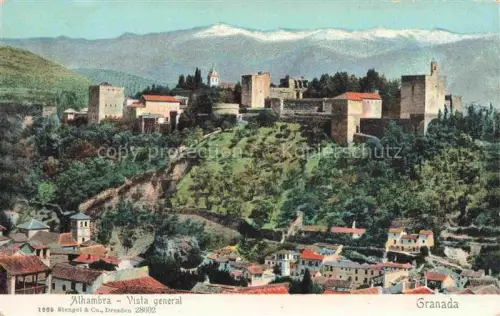 AK / Ansichtskarte Alhambra Granada Alhambra Vista-general Palast Burg Berge Sierra-Nevada Dorf Baeume