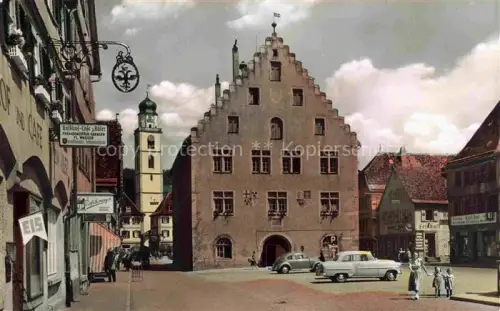 AK / Ansichtskarte BAD MERGENTHEIM BW Rathaus Stadtkirche Marktplatz Autos Gasthaus-Adler Turm Strassenszene
