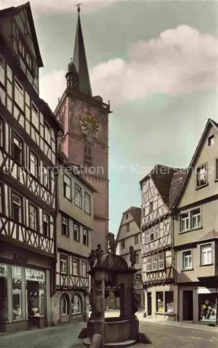 AK / Ansichtskarte Wertheim Main BW Engelbrunnen Brunnen Fachwerkhaus Kirchturm Altstadt Marktplatz