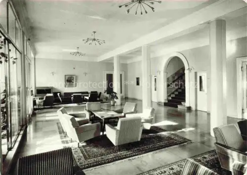 AK / Ansichtskarte BAD MERGENTHEIM BW Sanatorium-Taubertal Aufenthaltsraum Lobby Sessel Tisch Teppich Sputnik-Lampe Treppe