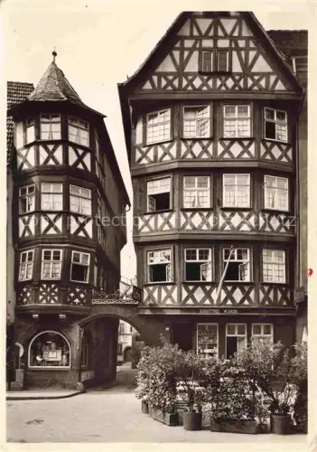 AK / Ansichtskarte Wertheim Main BW Markt Fachwerkhaus Erkertuermchen Gewoelbegang Laden Altstadt 16Jh