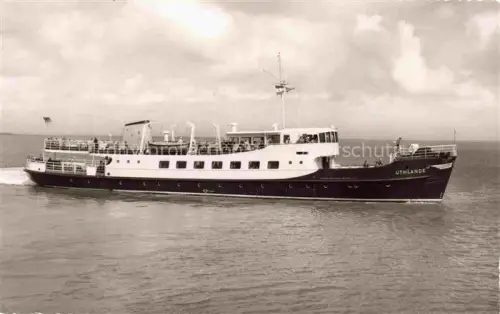 AK / Ansichtskarte Faehre Ferry Bac Traghetto-- Nordseeheilbad Wyk au Foehr Uhtlande 