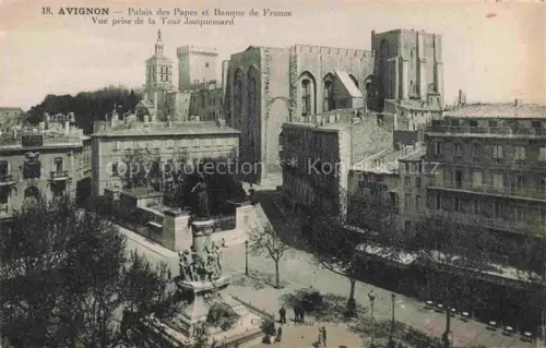 AK / Ansichtskarte AVIGNON 84 Vaucluse Palais-des-Papes Banque-de-France Tour-Jacquemard Platz Denkmal Stadtansicht