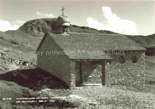 AK / Ansichtskarte Hoher Freschen 2006m Laterns Vorarlberg AT Freschenkapelle Madonnakopf Kapelle Steinbau Geroell Berggipfel