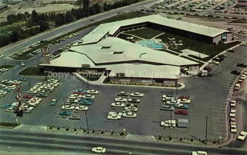 AK / Ansichtskarte Denver Colorado Cherry-Creek-Inn Motorhotel Sternform Luftaufnahme Parkplaetze Pool Red-Slipper-Room