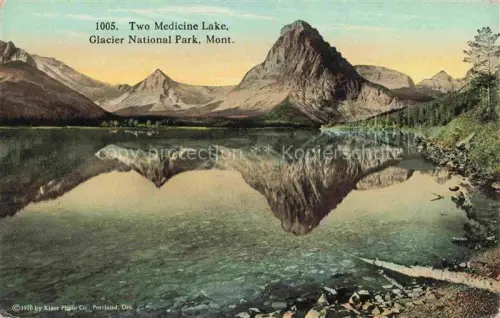 AK / Ansichtskarte Glacier National Park Montana USA Two-Medicine-Lake Glacier-National-Park Berge See Spiegelung Wald Felsen Berglandschaft