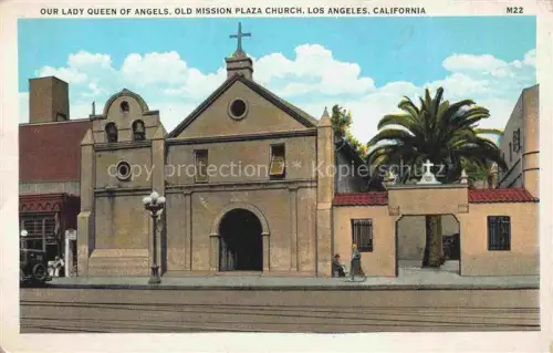 AK / Ansichtskarte LOS ANGELES California USA Our-Lady-Queen-of-Angels Old-Mission-Plaza-Church Kirche Mission Palmen Auto Strassenszene
