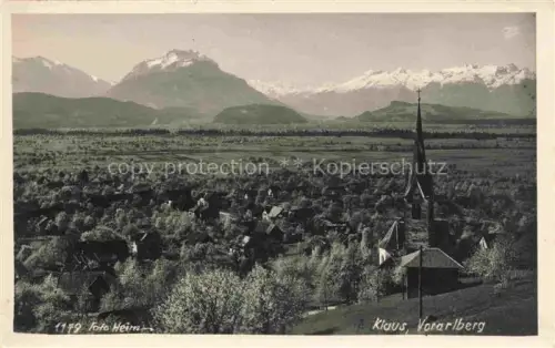 AK / Ansichtskarte Klaus Vorarlberg AT Kirche Dorfpanorama Berge Alpen Rheintal Felder Obstgaerten Baeume