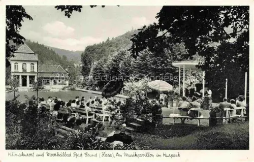 AK / Ansichtskarte Bad Grund Harz Osterode Niedersachsen Musikpavillon Kurpark Kurort Moorheilbad Harz Konzert Kurgaeste Kurhaus