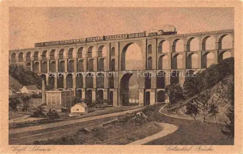 AK / Ansichtskarte Mylau Sachsen Goeltzschtal-Bruecke Viadukt Eisenbahn Dampflokomotive Zug Bogen Tal Wald