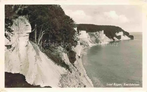 AK / Ansichtskarte SAssNITZ Ostseebad Ruegen Kreidefelsen Ostsee Kreidekueste Wald Steilkueste Nationalpark-Jasmund
