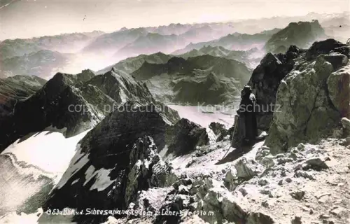 AK / Ansichtskarte Scheesaplana Scesaplana Scesa Plana Vorarlberg Praettigau GR Scesaplana Luenersee Berge Gipfel Panorama Bergsteiger Felsgrat