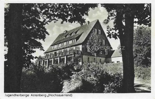 AK / Ansichtskarte Astenberg Schmallenberg NRW Jugendherberge Astenberg Hochsauerland Gebaeude Baeume Asten-Turm