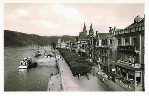 AK / Ansichtskarte Boppard Rhein Rheinland-Pfalz Boppard Rheinpromenade Rhein Dampfer Karmeliterhof Hotel Kirche Rheintal