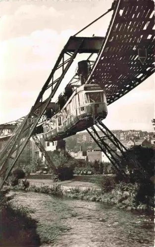 AK / Ansichtskarte WUPPERTAL NRW Schwebebahn Rathausbruecke Wupper Haengebahn Bruecke Stadtansicht