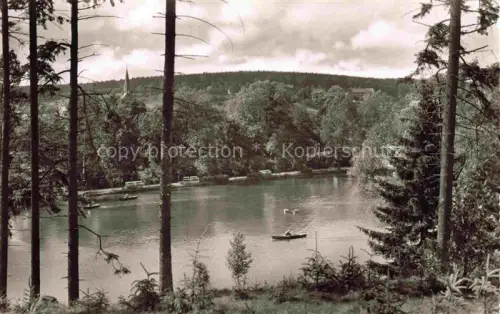 AK / Ansichtskarte Braunlage Harz Niedersachsen Kurpark See Ruderboote Kirche Oberharz Wald Baeume