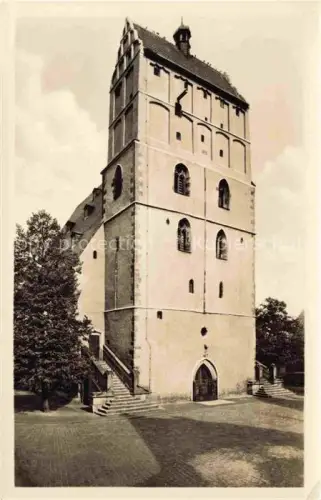 AK / Ansichtskarte Borna  Leipzig Stadtkirche Kirchturm Aussenansicht Treppe Portal Baeume