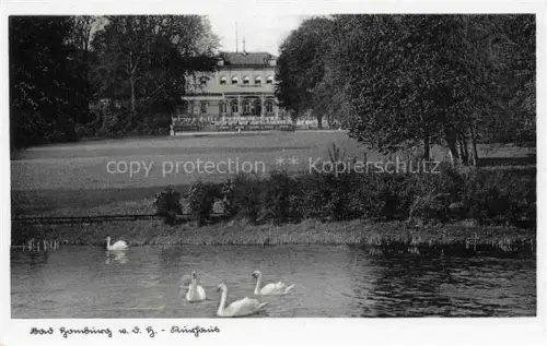 AK / Ansichtskarte BAD HOMBURG von der Hoehe Hessen Kurhaus Schwaene Teich Park Baeume Rasen